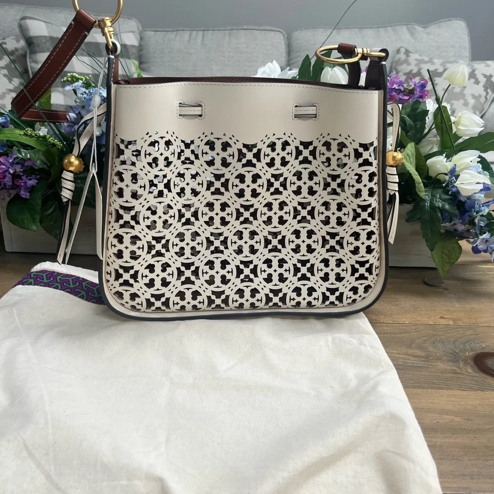 Tory Burch lazar bell bag 🔥🔥🔥🔥🔥SALE🔥🔥🔥🔥